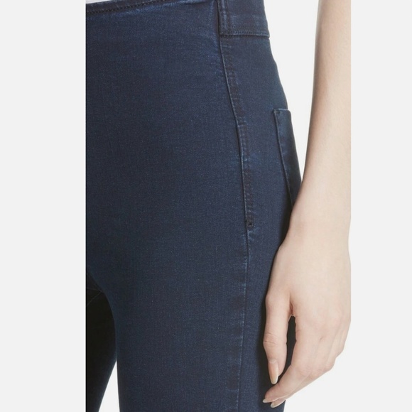 FREE PEOPLE Easy Goes It Denim Leggings Jeggings - SIZE 30 NWT - Picture 4 of 9